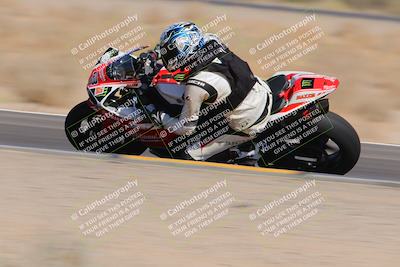 media/Oct-09-2022-SoCal Trackdays (Sun) [[95640aeeb6]]/Turn 15 Inside Distant Pans (1145am)/